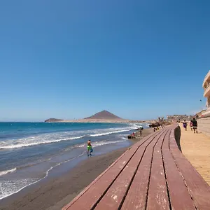 https://lagos-de-miramar-iii-2.adeje-hotels.com